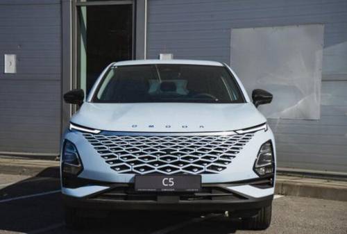 Седан или внедорожник? Выбираем автомобиль от Omoda