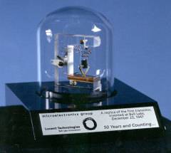 Американские физики продемонстрировали первый в мире транзистор