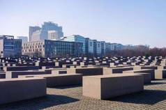 В Берлине открыт мемориал жертвам Холокоста