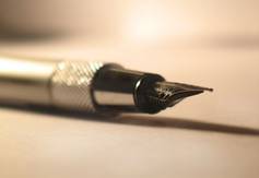 Запатентована первая письменная ручка Parker