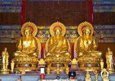 Дончод-хурал: День рождения, просветления и ухода в Нирвану Будды