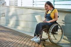 Особенности знакомства инвалидов онлайн