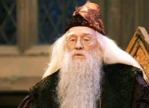 Ричард Харрис (Фото: кадр из фильма «Гарри Поттер и философский камень», 2001)