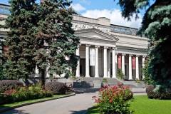 В Москве открыт Музей изящных искусств (сегодня – Пушкинский музей)