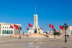День революции и молодежи в Тунисе