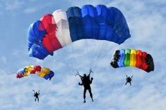 День рождения парашюта – Франсуа Бланшар продемонстрировал сконструированный им парашют