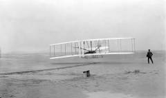 «Отцы авиации» братья Райт испытали летательный аппарат тяжелее воздуха