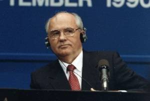 Президенту СССР Михаилу Горбачеву присуждена Нобелевская премия мира