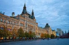 В Москве на Красной площади торжественно открыты Верхние торговые ряды (сегодня – ГУМ)