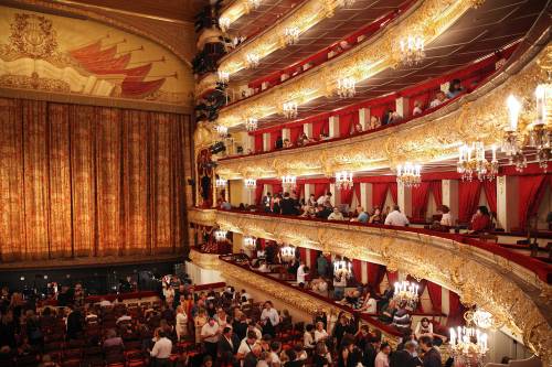 Сцена Большого театра в Москве