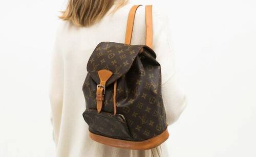 Где купить одежду бренда Louis Vuitton на 60% дешевле?