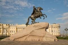 В Санкт-Петербурге торжественно открыт памятник Петру I («Медный всадник»)