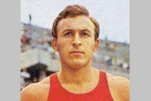 Валерий Филиппович Борзов (Фото 1974 года, портрет на спортивной карточке Panini, paninigroup.com, )