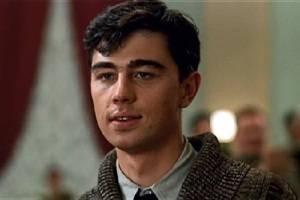 Сергей Бодров (Фото: кадр из фильма «Восток-Запад», 1999, UGC YM - France 3 Cinema, НТВ-Профит)