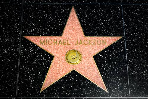 Сегодня день рождения Майкла Джексона